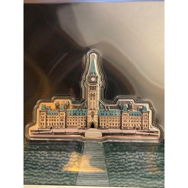 Real Shape Iconic Canada: Parliament Building - Pure Silver Piece