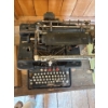 Image 2 : Antique Remington Standard Typewriter