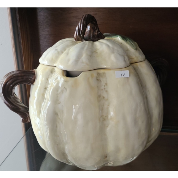 Pumpkin Shaped Soup Tureen 10 T