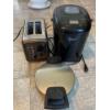 Image 1 : Hamilton Beach Toaster & Presidents Choice Waffle Maker & Master Chef Bread Maker