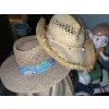 Image 9 : Kids Soccer Lamp, Boxing Gloves, Stoneware Cups 'speers', Molson Hat, Straw Hats, Caps, More!  
