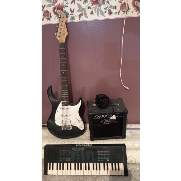  Peavy Backstage Amp, Peavy Raptor EXP (Untested) & YAMAHA PortaSound Voice Bank PSS-270 w/ Cord