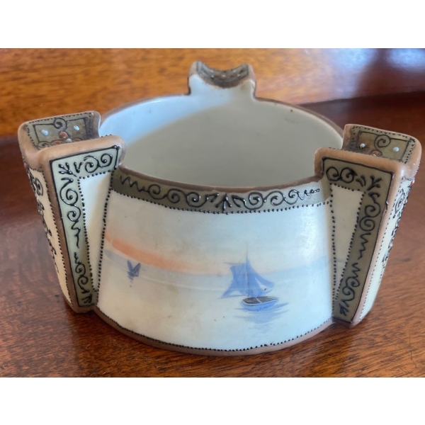 Antique 1891 Nippon Hand Painted Cigar Ashtray  Japan Man on Gondola Boat Moriage