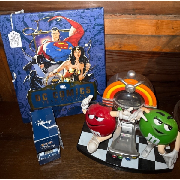 DC Comics Year by Year: A Visual Chronical, M&M Clock + Disney Watch (Vintage)