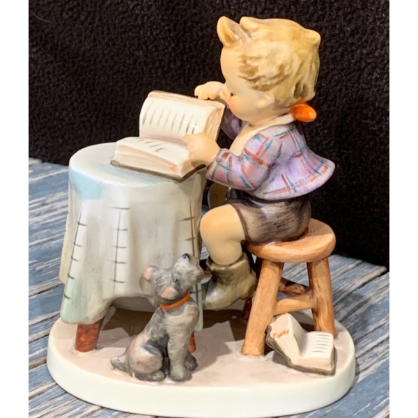 Goebel Hummel Little Bookkeeper - 5T