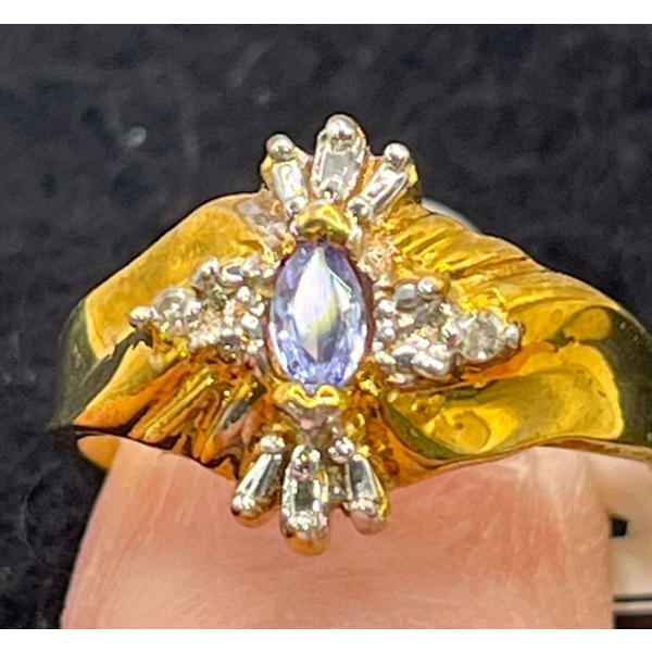 10K Gold, Tanzanite and Diamond Ring (total weight 2.4g)