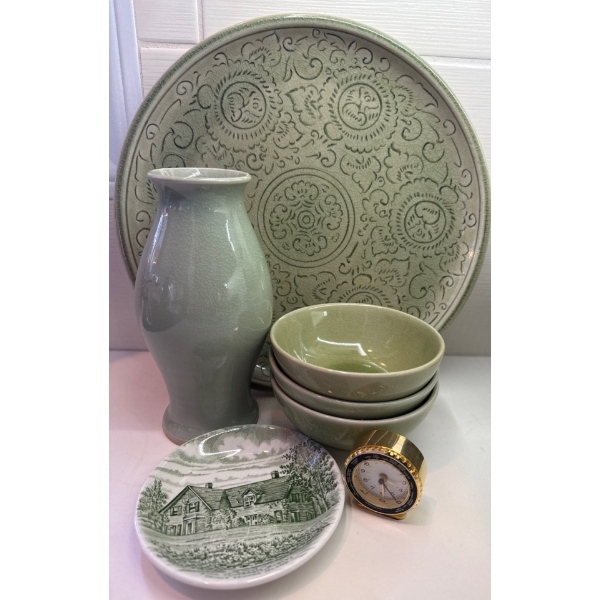 Gorgeous Vintage Thai Celadon Pottery Collection w/ Mini Gold Mantle Clock  