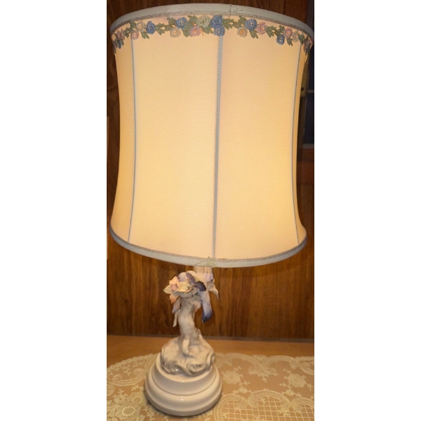 Vintage Floral & Bird Statue Lamp And Lampshade 27"tall
