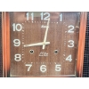 Image 7 : Sabre 30-Day Clock From the 70s and Ornate Dagger with Case