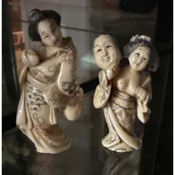 Ivory Okimono Japanese Figures 3T (2)