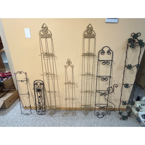 Selection Of Plate Wall Hangers 