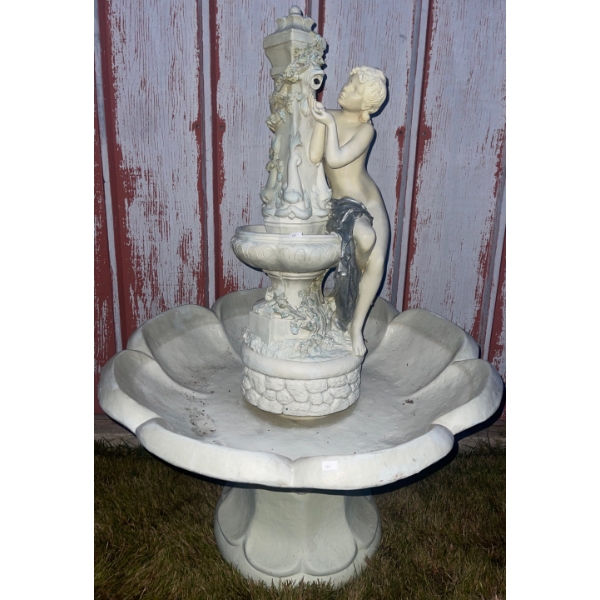 Beautiful Art Deco Garden Fountain / Bird Bath 28x44 Pumps Included Tested