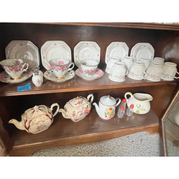 Vintage Japanese Speckled Stoneware Teapot Wild Strawberry Pattern, matching salt and pepper plus 2 