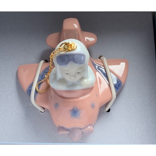 LLADRO Porcelain 'Little Aviator' Figure - 2.5L 