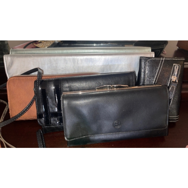 Iphone Accessories & Wallets Includes Cases for Iphone 16 & Earlier