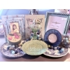 Image 1 : Home Décor Lot: Frames, Plates, Candle, Oil Lamp
