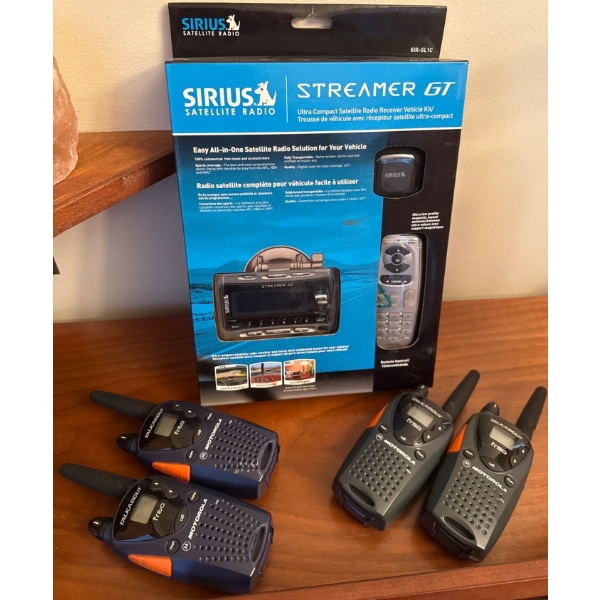 Sirius Satellite Radio Streamer GT & Motorola Talk About Fr50
