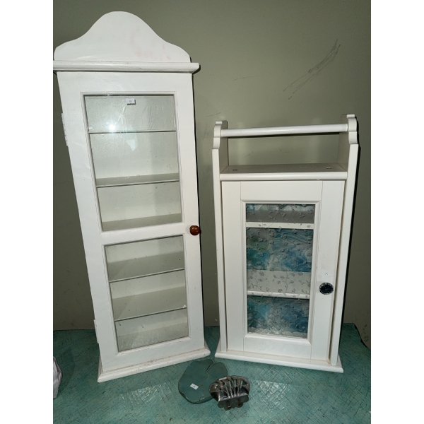 White Wood Wall Cabinets and Decorative Hardware