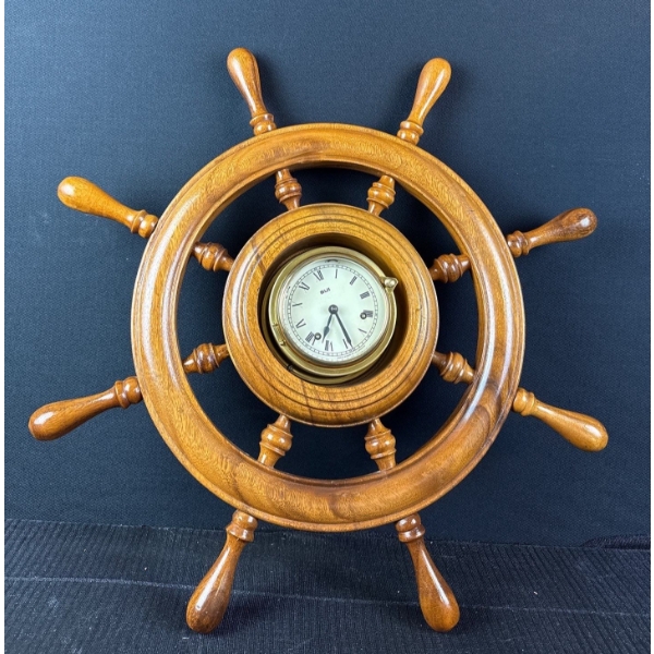 SUI Made in Denmark By LKJ Graested Clock, 24W 