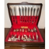 Image 5 : Community Silverplate Flatware Set in Box