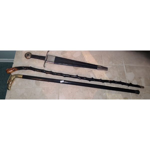 Knife 17" Blade, 23" Total Length, Canes- w/ Eagle Head 33 T 