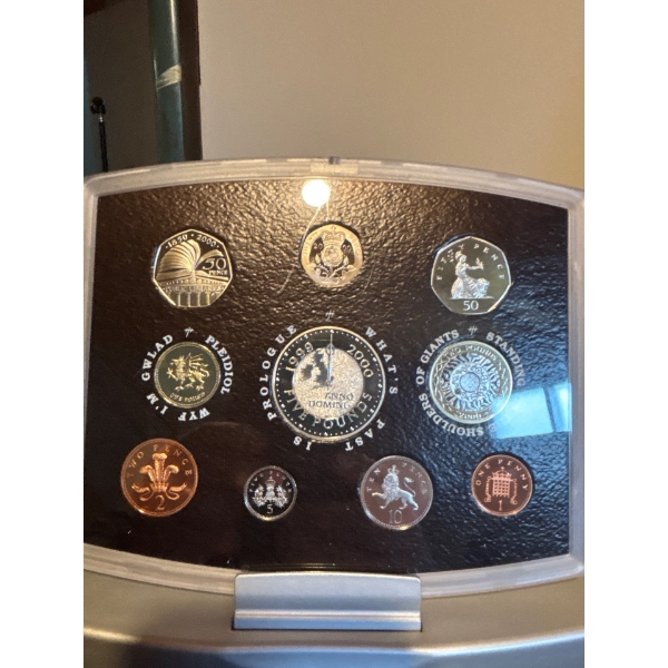2000 Whole Coin Set UK Annual Proof - Executive