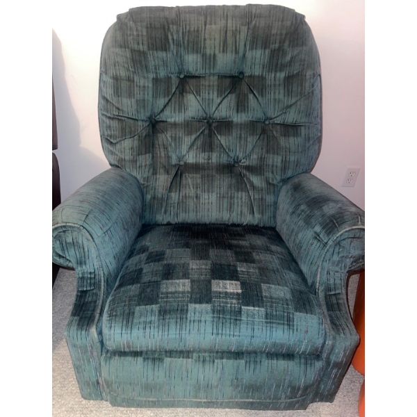 Vintage Lazyboy Upholstered Recliner 41T Green 