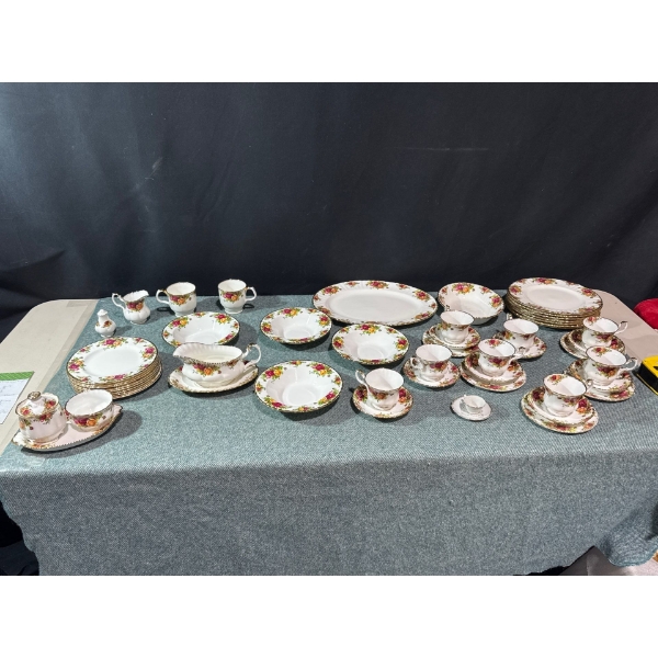 Old Country Roses Bone China 