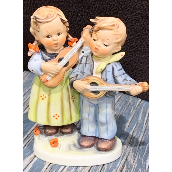 Goebel Hummel Muscial Children  -  4.5T