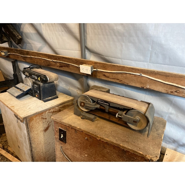 Rockwell, heavy duty, beaver, sander on pedestal, electrical connected and Mastercraft, sander and p