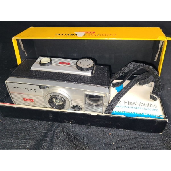 Kodak Vintage Brownie Super 27 Camera 