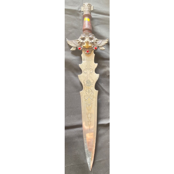 The Dragon Master's Dagger 23L