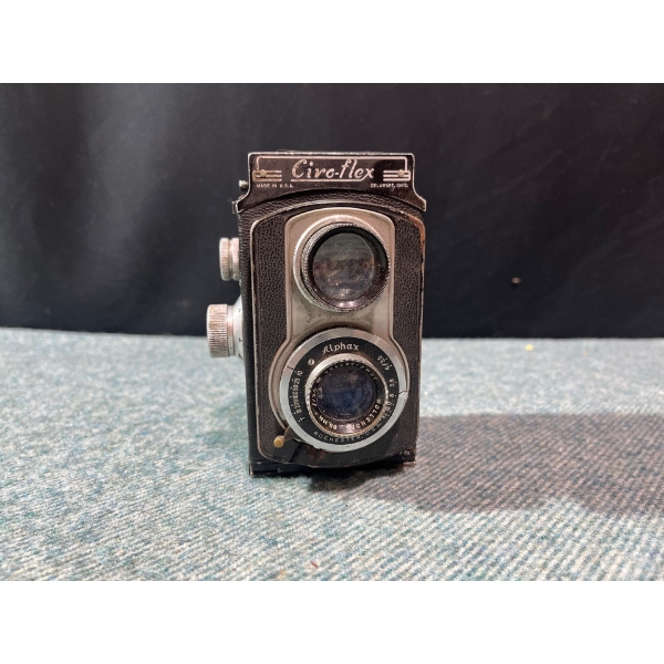 Vintage Ciro-Flex Camera w/ Wollensak Lens Alphas Shutter