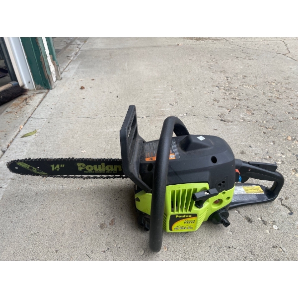 Poulin P3314 33CC 14 inch Gas Chain Saw