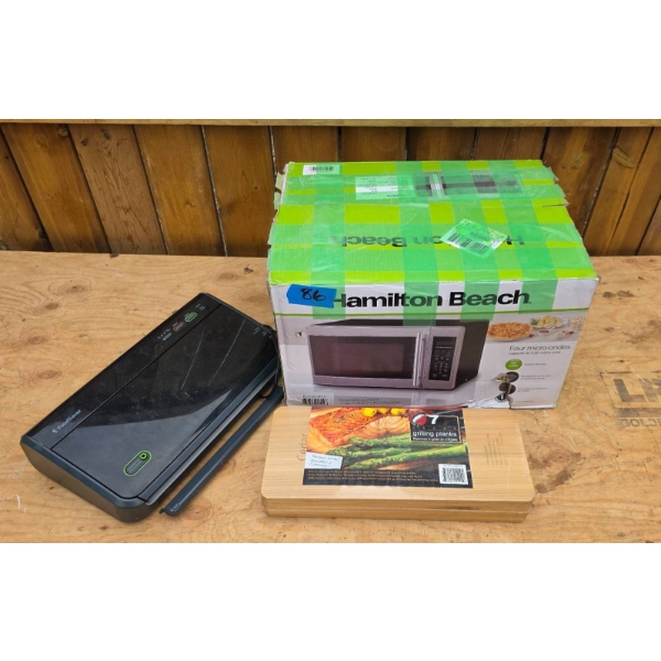 Hamilton Beach Microwave, FoodSaver Vacuum Sealer, and Grilling Planks Bundle