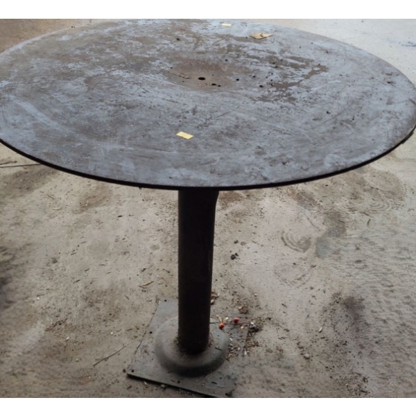 Heavy Duty Metal Utility Table 30" Diameter, 29 T 