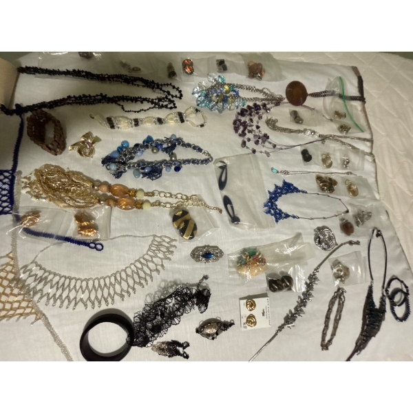 Large Collection Of Costume Jewelry Approx. 100 Pieces