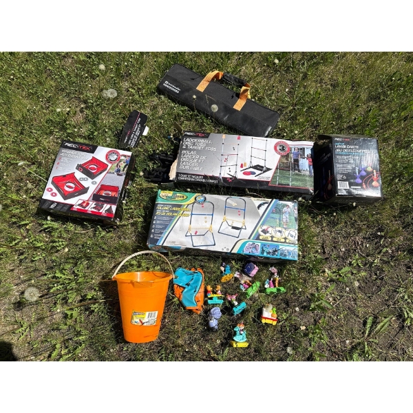 Gaming Collection - Outbound Horseshoes, Ladder ball, Washer Toss, Darts, Kids Toys (1994) 
