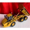Image 2 : Norscot CAT 725 Articulated Truck 1:50 Scale Die-Cast