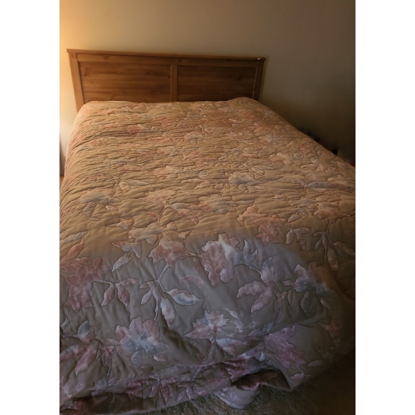 Bedframe MDF 64 W, 84 D, 43 T, Includes Mattress, Boxspring and Bedding