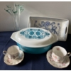 Image 1 : Vintage Pyrex Horizon Blue Casserole Dish w/ Lid Handblown Vase & More