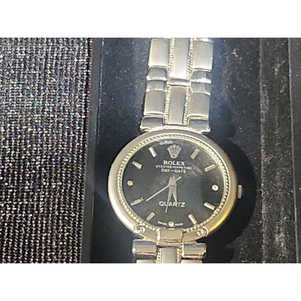 Rolex Style Oysterquartz Day-Date Watch