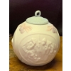 Image 3 : LLADRO Porcelain '1995 Christmas Ball' 3T