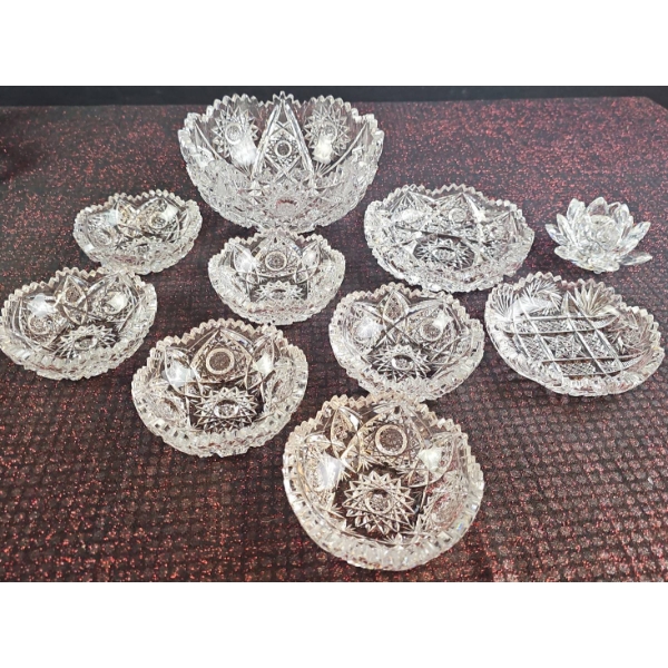 11-Piece Set - Pressed Crystal Dishware Collection