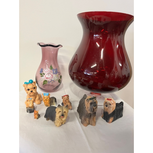 Huge burgundy vase from party light smaller paint, glass hand paint collection of Yorkies 
