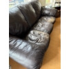 Image 6 : Leather Couch Love Seat & Oversized Ottoman