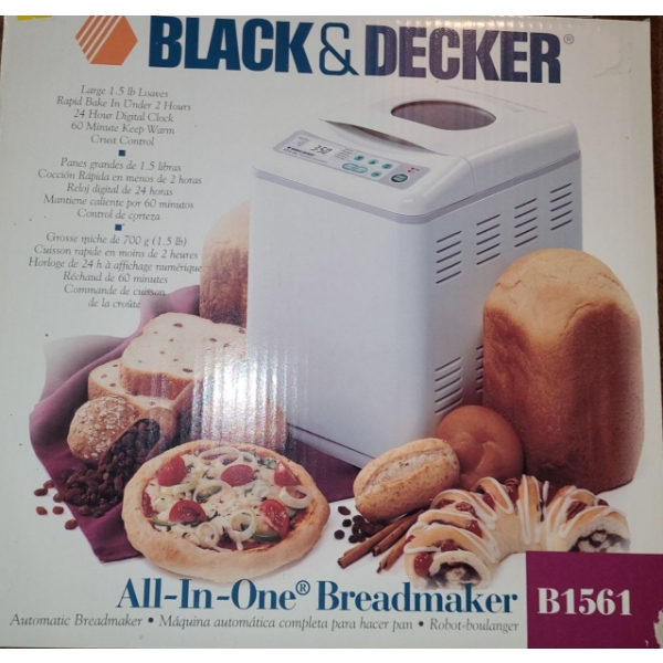 Black & Decker All-In-One Breadmaker Model B1561 (New in Box)