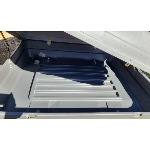 Rooftop Cargo Carrier 38 W, 48 D, 16 T 