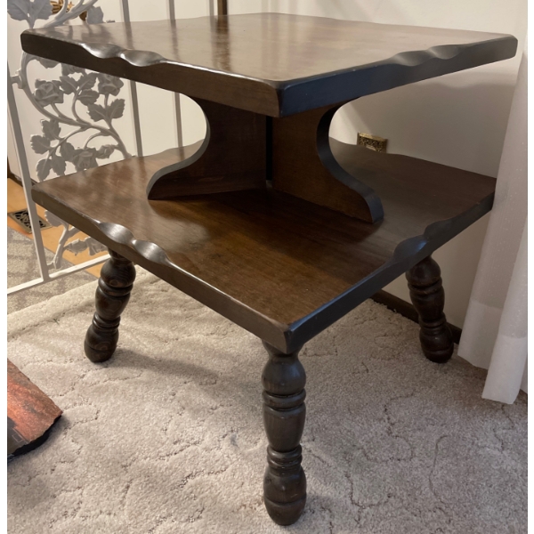 Vintage Walnut End Table 20x24 2 Tiers