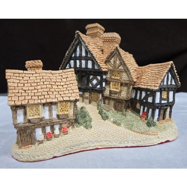 Hand Carved 'Stratford House' By David Winter